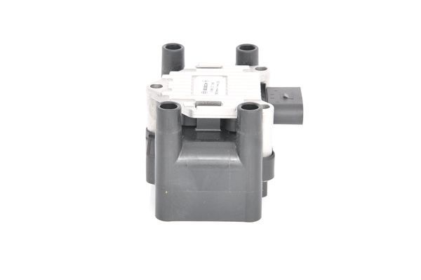 BOSCH Zündspule (0 986 221 048)