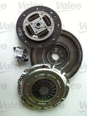 VALEO Kupplungssatz (835028)