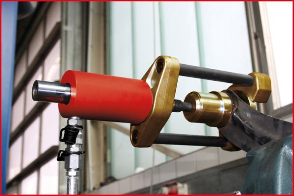 KS TOOLS Ein-/Auspresswerkzeug-Satz (440.0555)