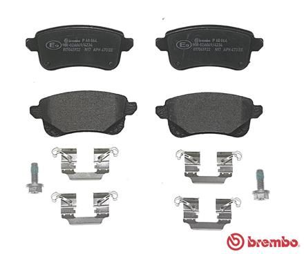 BREMBO Bremsbelagsatz, Scheibenbremse (P 68 064)