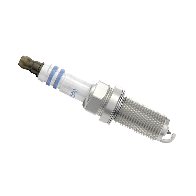 BOSCH Zündkerze (0 242 240 715) BOSCH Zündkerze (0 242 240 715)