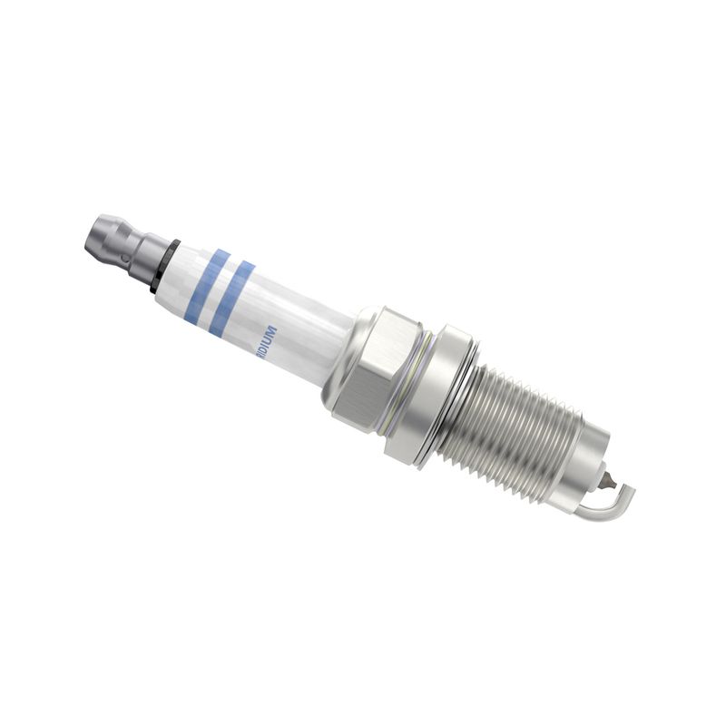 BOSCH Zündkerze (0 242 240 665) BOSCH Zündkerze (0 242 240 665)