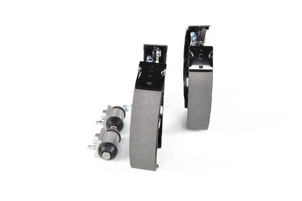 BOSCH Bremsbackensatz (0 204 114 680)