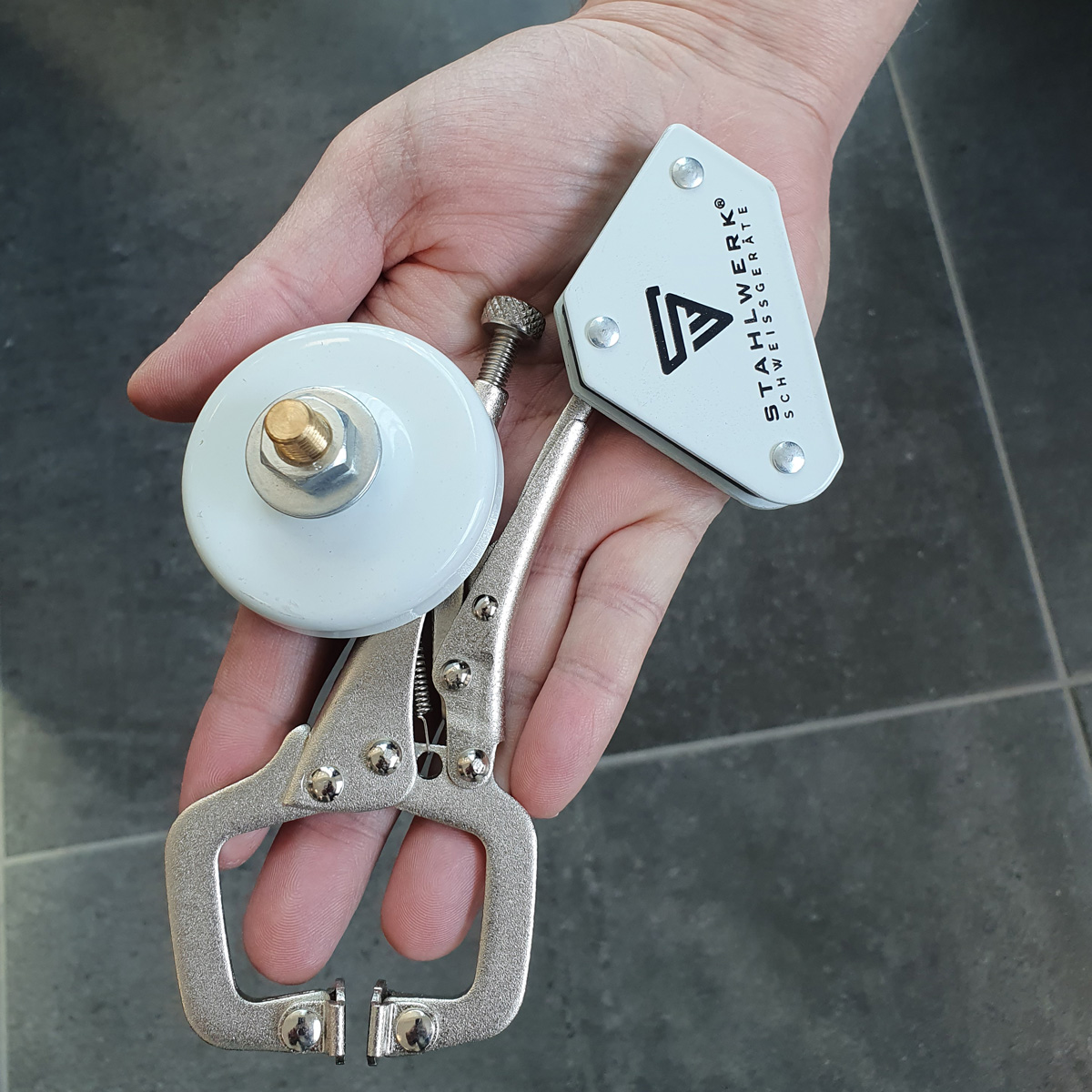 STAHLWERK Mini Schweißzubehör Set Gripzangen Magnet Schweißwinkel Masseklemme
