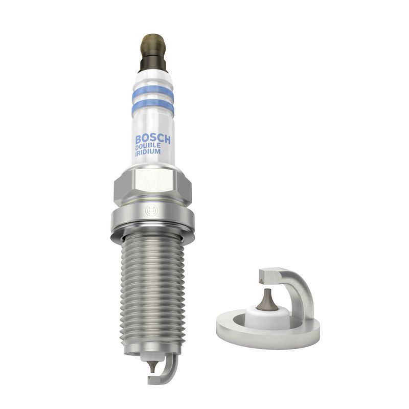 BOSCH Zündkerze (0 242 240 715) BOSCH Zündkerze (0 242 240 715)
