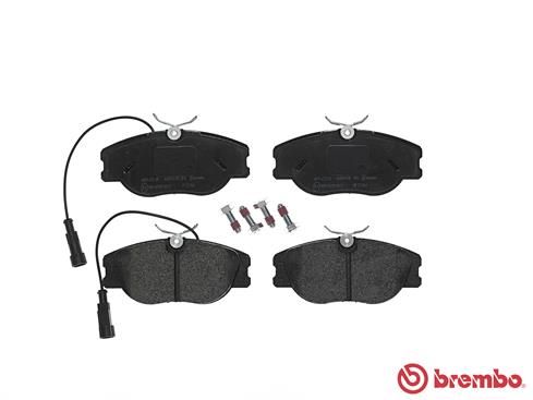 BREMBO Bremsbelagsatz, Scheibenbremse (P 23 066)