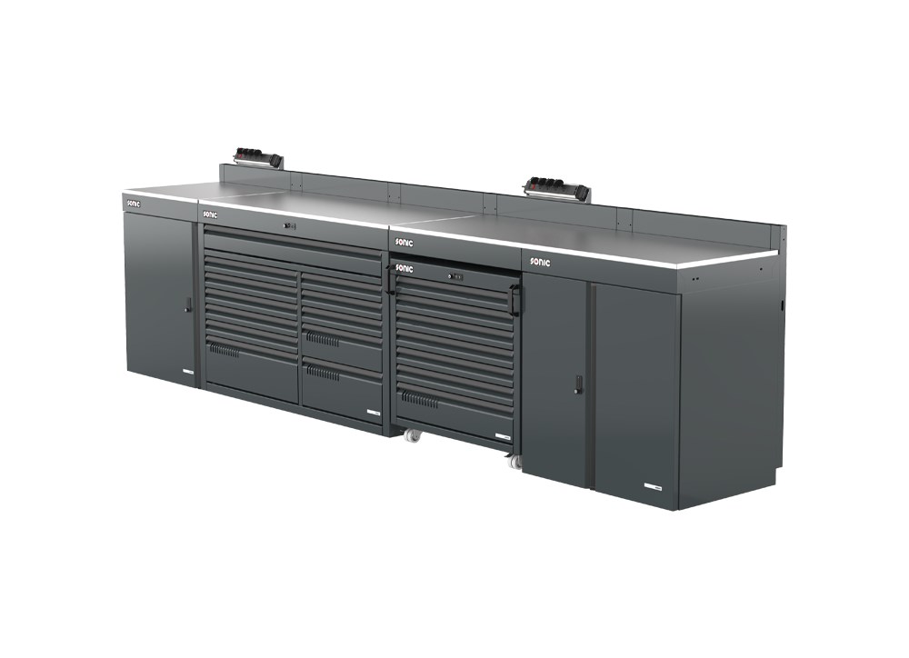 MSS+ Schrankwand halb hoch, Edelstahlarbeitsplatte MSS+ Schrankwand halb hoch, Edelstahlarbeitsplatte