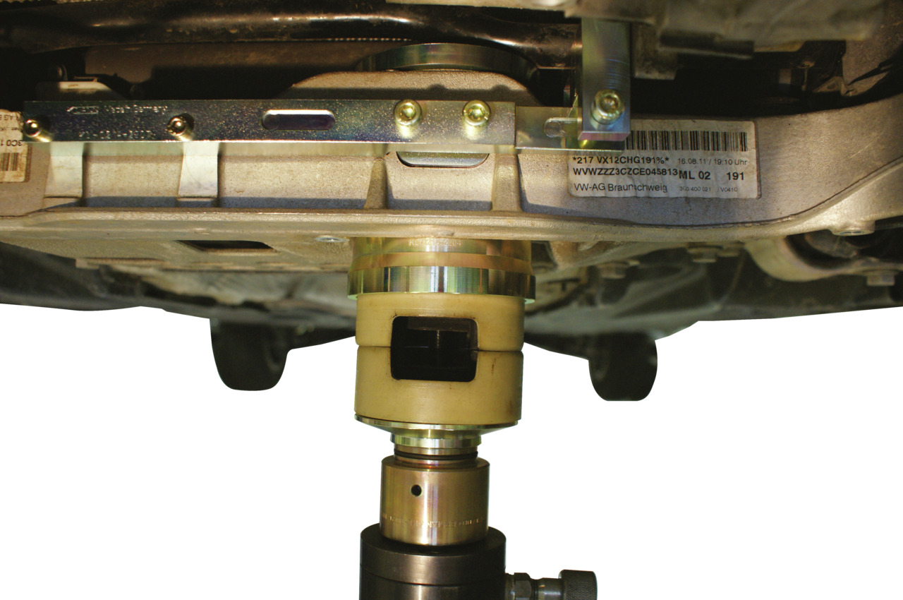 Zugvorrichtung Doppelsilentlager, VW-Audi (KL-0214-220 A)