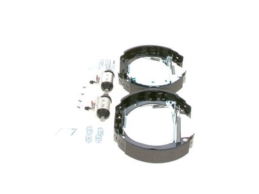 BOSCH Bremsbackensatz (0 204 114 675)