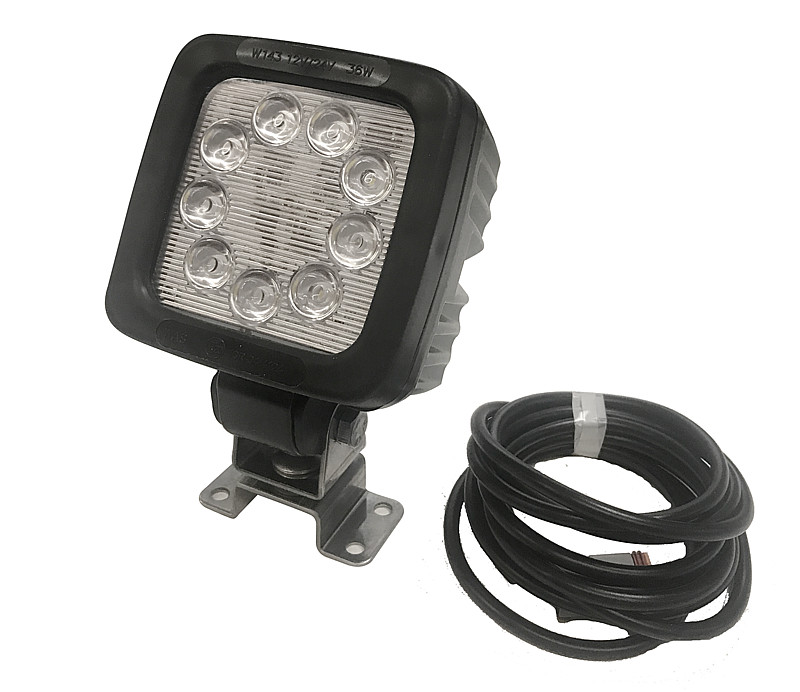 9LED-ARBEITSSCHEINWERFER DEUTSCH STECKER (1004-90-9) | NORMFEST