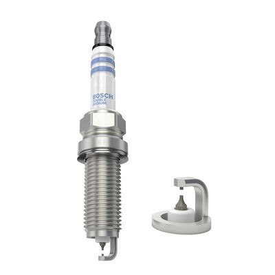 BOSCH Zündkerze (0 242 140 555)