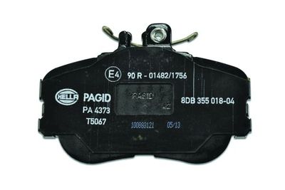 HELLA Bremsbelagsatz, Scheibenbremse (8DB 355 018-041)