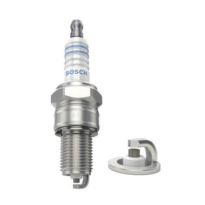 BOSCH Zündkerze (0 242 229 687)