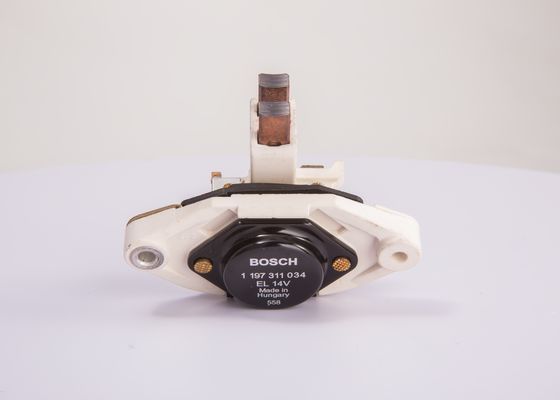 BOSCH Generatorregler (1 197 311 034)